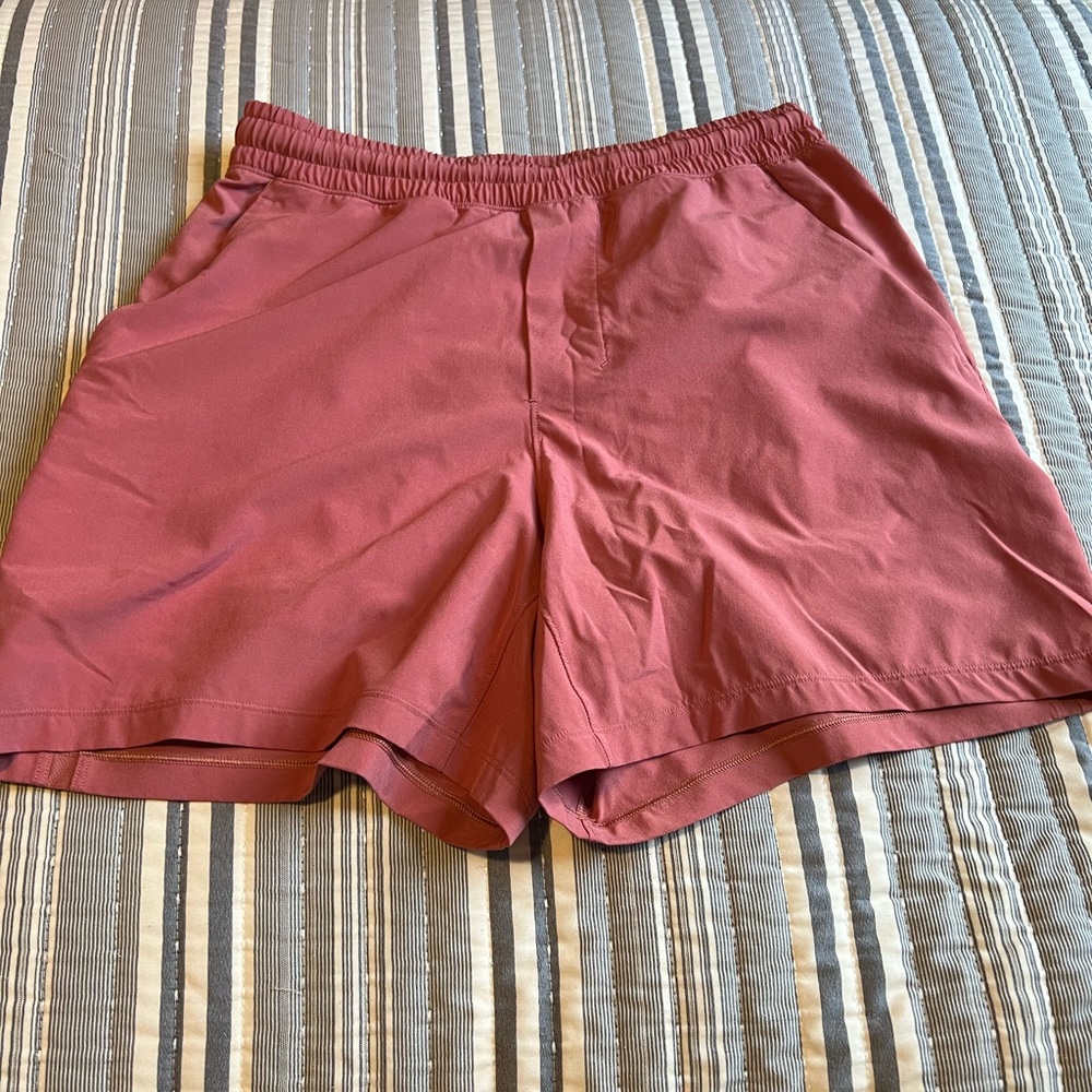 MENS LULU SHORTS